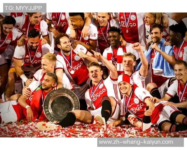 本菲卡悍将归来，成都本乡巨星，单场5球冷艳足坛